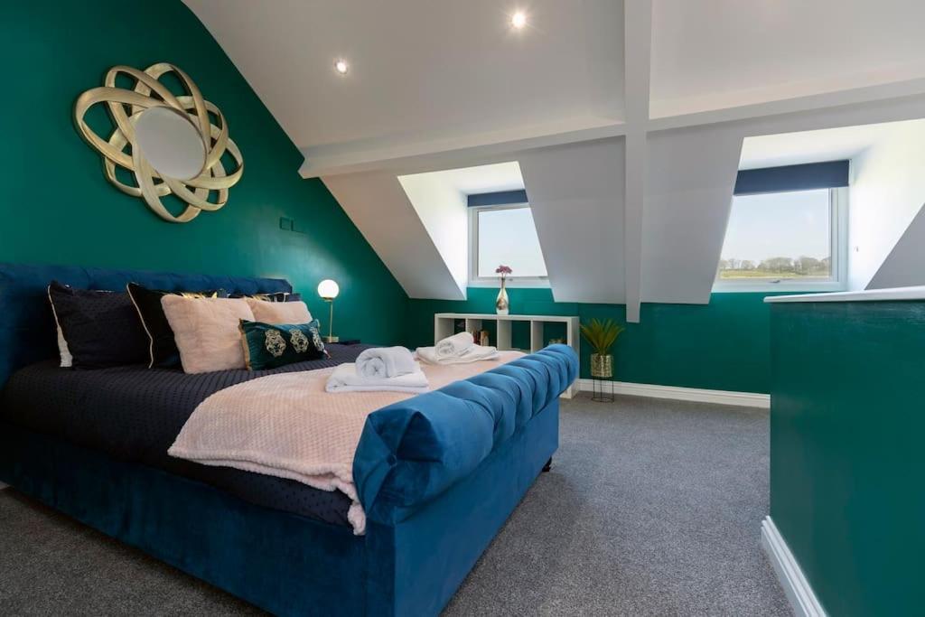 Auckland View - A Comfy & Spacious 4Bed With Views Coundon ภายนอก รูปภาพ